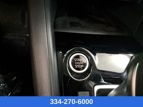 New 2025 Nissan Versa SR w/ Trunk Package image 25