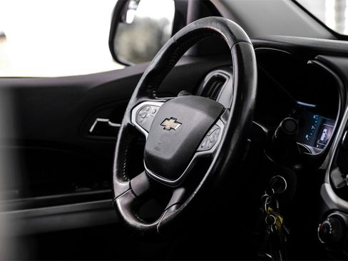 Used 2021 Chevrolet Colorado LT w/ Fleet Safety Package image 8