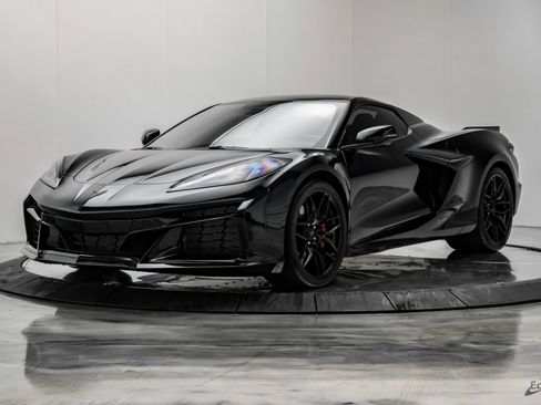 Used 2026 Chevrolet Corvette Z06 RWD image 4