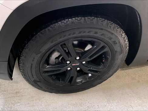 Used 2022 GMC Terrain AT4 w/ Infotainment Package II image 7