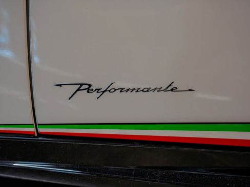 Used 2018 Lamborghini Huracan Performante image 47