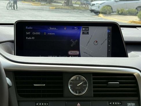 Used 2017 Lexus RX 350 AWD w/ Luxury Package image 10