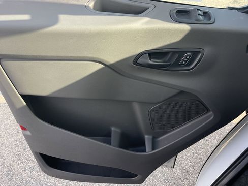 New 2025 Ford Transit 250 148 Medium Roof Extended AWD image 20