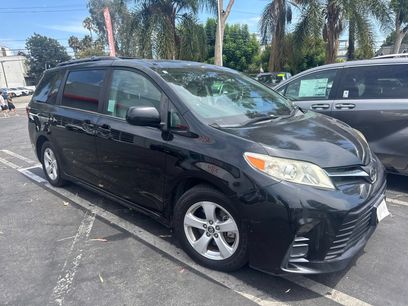 Used 2020 Toyota Sienna LE
