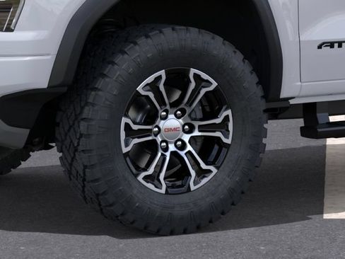 New 2025 GMC Canyon AT4 AWD/4WD image 10