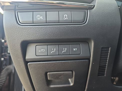 Used 2025 MAZDA MAZDA3 s image 25