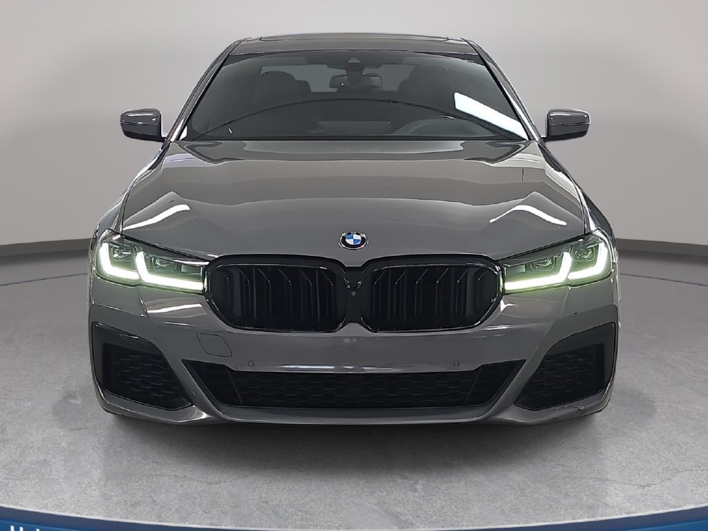 Used 2021 BMW M550i xDrive w/ Dynamic Handling Package AWD/4WD image 3