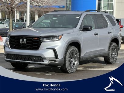 New 2025 Honda Pilot TrailSport