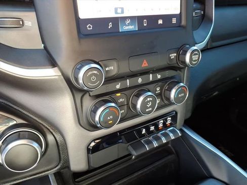 Used 2022 RAM 1500 Big Horn AWD/4WD image 21