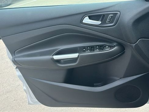 Used 2015 Ford C-MAX SEL w/ Equipment Group 302A FWD image 20