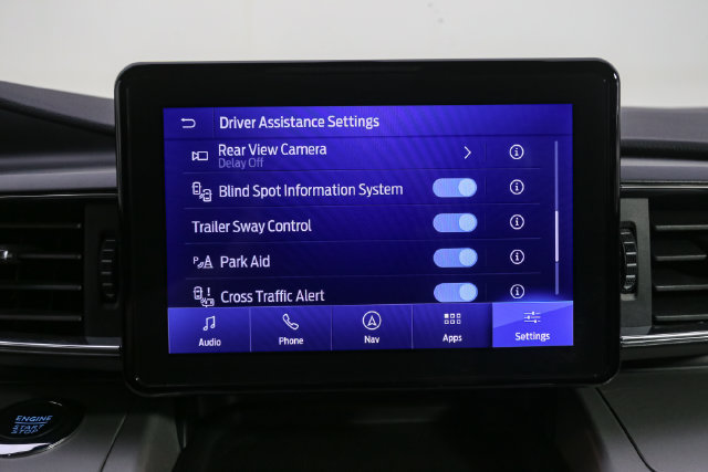 Used 2023 Ford Explorer XLT w/ Equipment Group 202A AWD/4WD image 25
