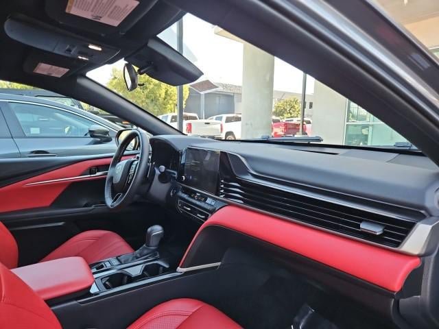 Used 2025 Toyota Camry SE FWD image 28