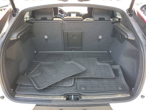 Certified 2023 Volvo C40 P8 Recharge Ultimate w/ Protection Package Premier AWD/4WD image 10