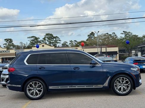 Used 2021 BMW X7 xDrive40i w/ Parking Assistance Package image 11