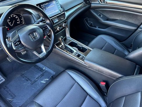 Used 2022 Honda Accord Sport image 9