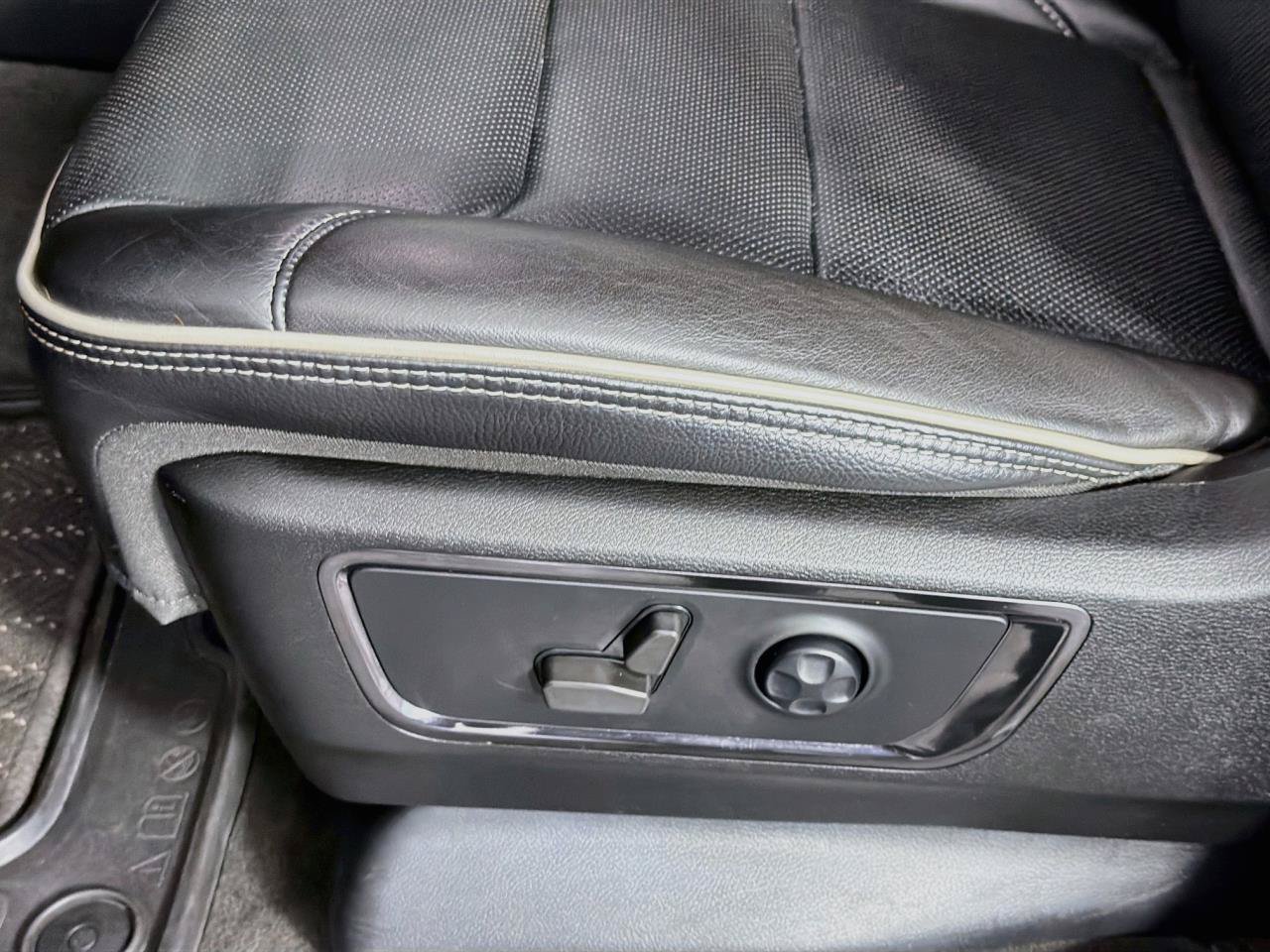 Used 2022 RAM 1500 Limited AWD/4WD image 41