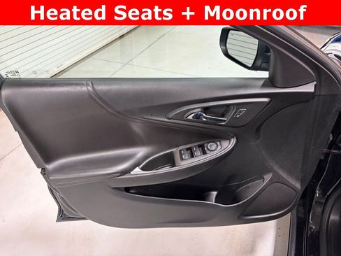 Used 2021 Chevrolet Malibu LT w/ Leather Package image 8