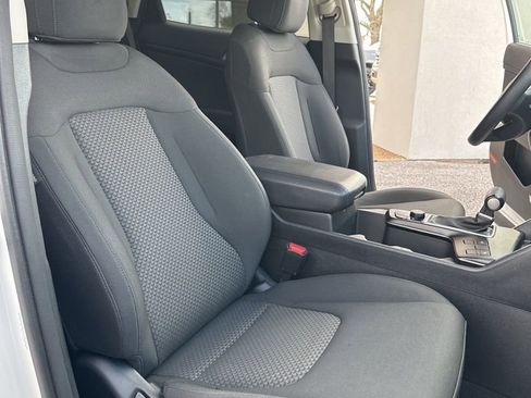 Used 2024 Kia Sportage LX image 15