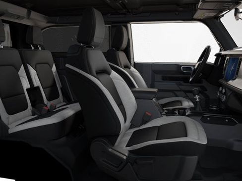 New 2025 Ford Bronco 2-Door w/ Sasquatch Package AWD/4WD image 33