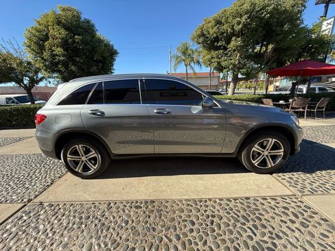 Used 2017 Mercedes-Benz GLC 300 image 4
