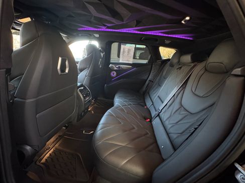 Used 2024 BMW XM image 43