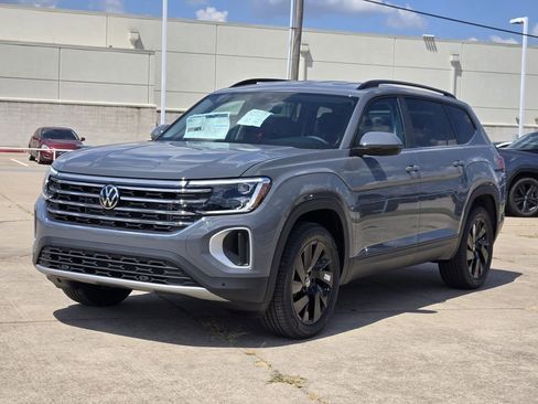 New 2026 Volkswagen Atlas SE AWD/4WD image 2