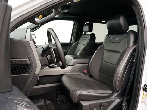 Used 2019 Ford F150 Raptor w/ Equipment Group 801A Mid image 12