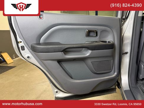 Used 2004 Honda Pilot EX image 37