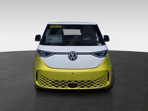 New 2025 Volkswagen ID. Buzz Pro S Plus image 2
