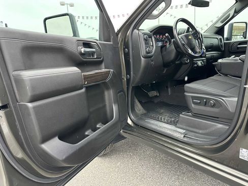 Used 2023 Chevrolet Silverado 3500 LT w/ Convenience Package image 27