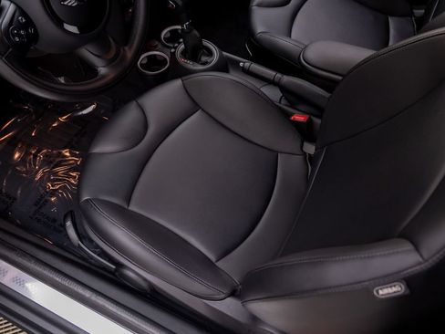 Used 2015 MINI Cooper Roadster S FWD image 16