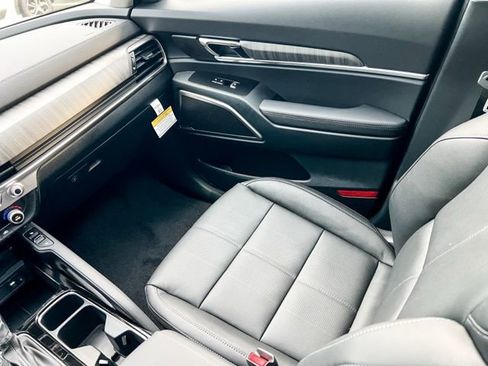 New 2025 Kia Telluride EX image 14