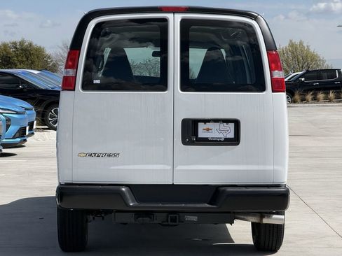New 2026 Chevrolet Express 2500 Extended w/ Driver Convenience Package image 5