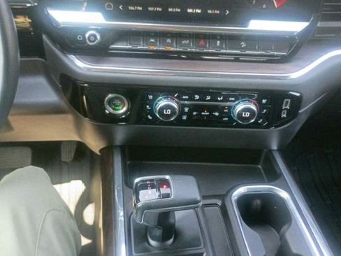 Used 2023 GMC Sierra 1500 SLT image 20