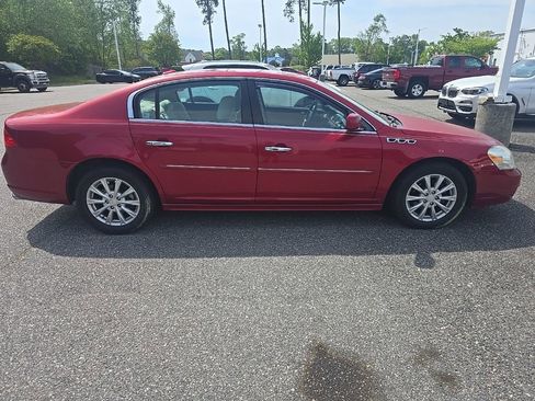 Used 2011 Buick Lucerne CX image 4