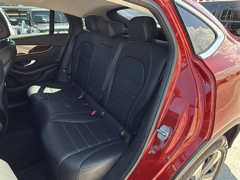 Used 2017 Mercedes-Benz GLC 300 4MATIC Coupe image 26