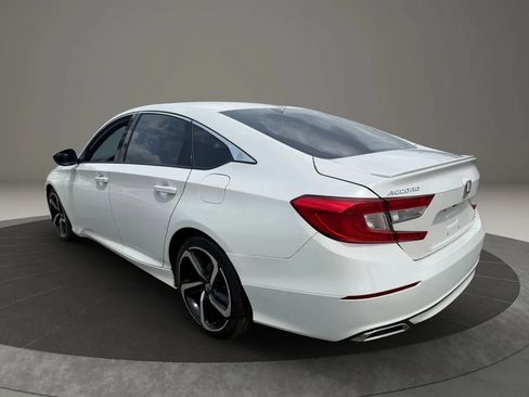 Used 2019 Honda Accord Sport image 7