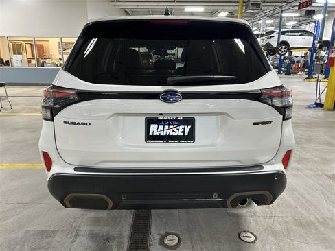 Used 2025 Subaru Forester Sport image 7