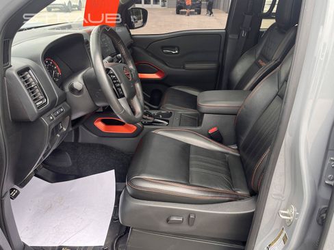 Used 2023 Nissan Frontier PRO-4X w/ Pro-4X Premium Package AWD/4WD image 17