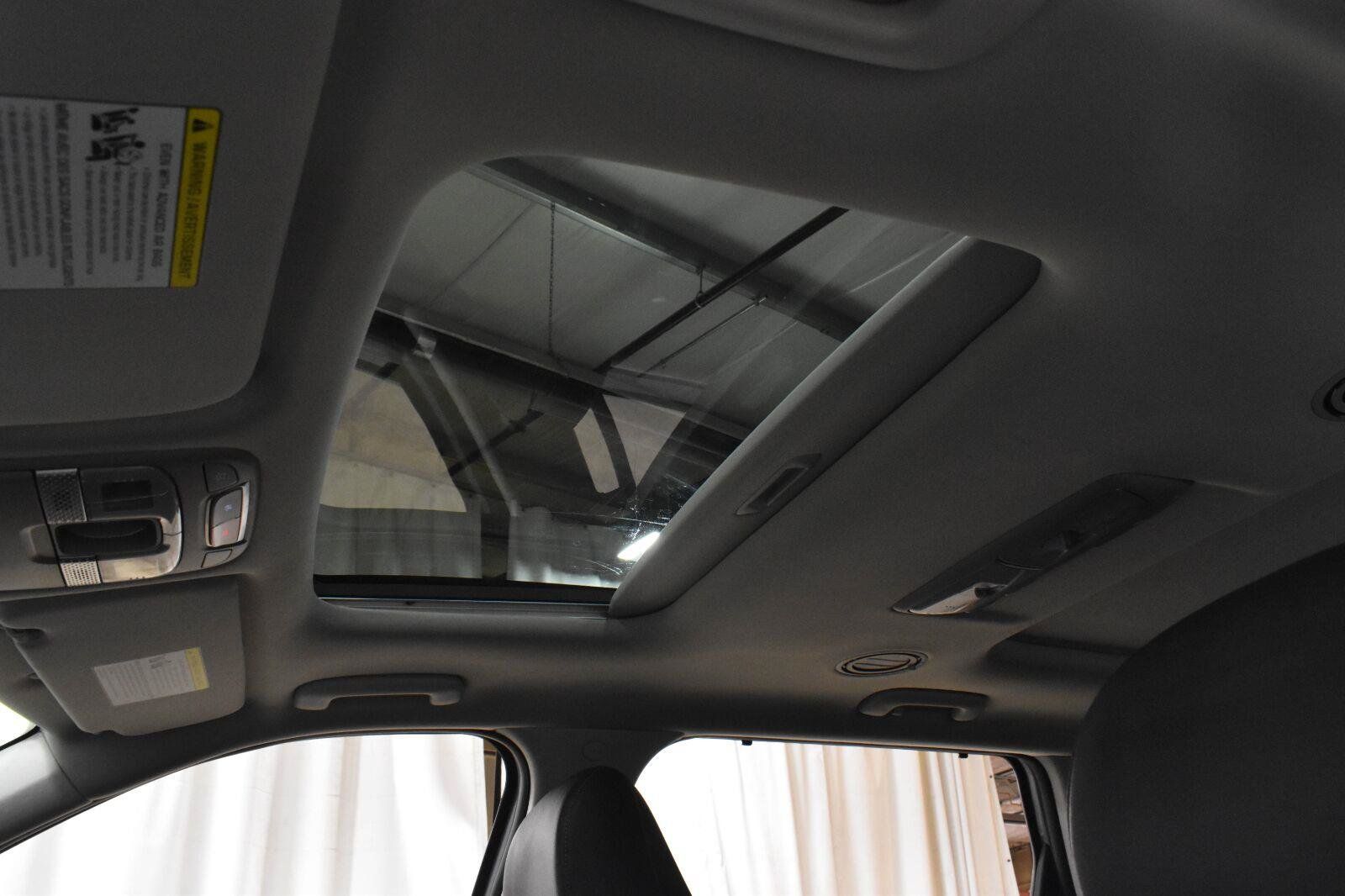 Used 2023 Kia Telluride SX Prestige AWD/4WD image 4