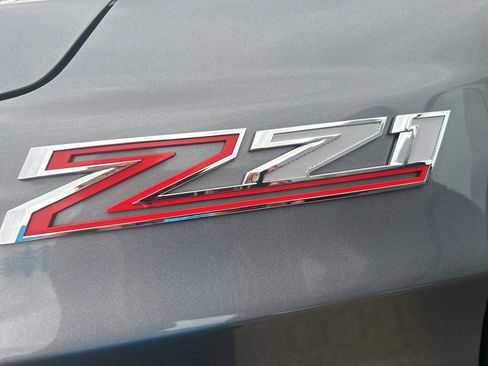 Used 2021 Chevrolet Tahoe Z71 w/ Z71 Signature Package image 5