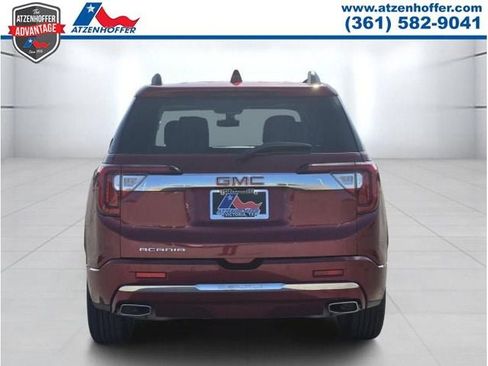 Certified 2023 GMC Acadia Denali w/ Denali Technology Package FWD image 4