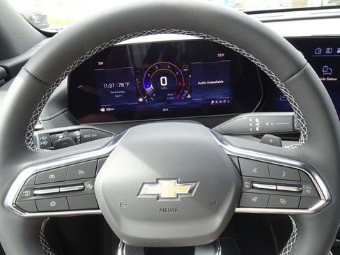 New 2026 Chevrolet Traverse LT w/ Driver Confidence Package FWD image 12