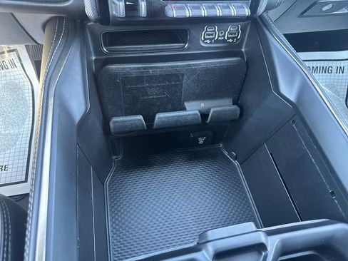 Used 2020 RAM 1500 Limited w/ Black Appearance Package AWD/4WD image 60