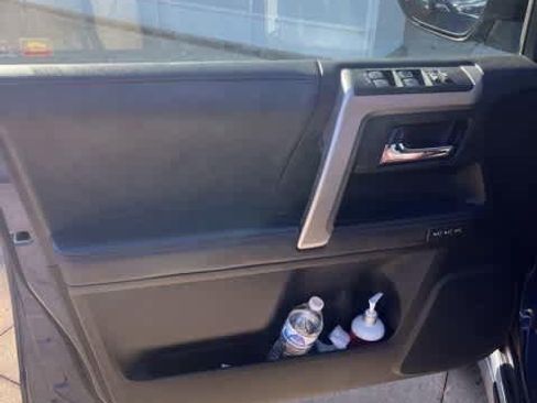 Used 2020 Toyota 4Runner Limited image 6