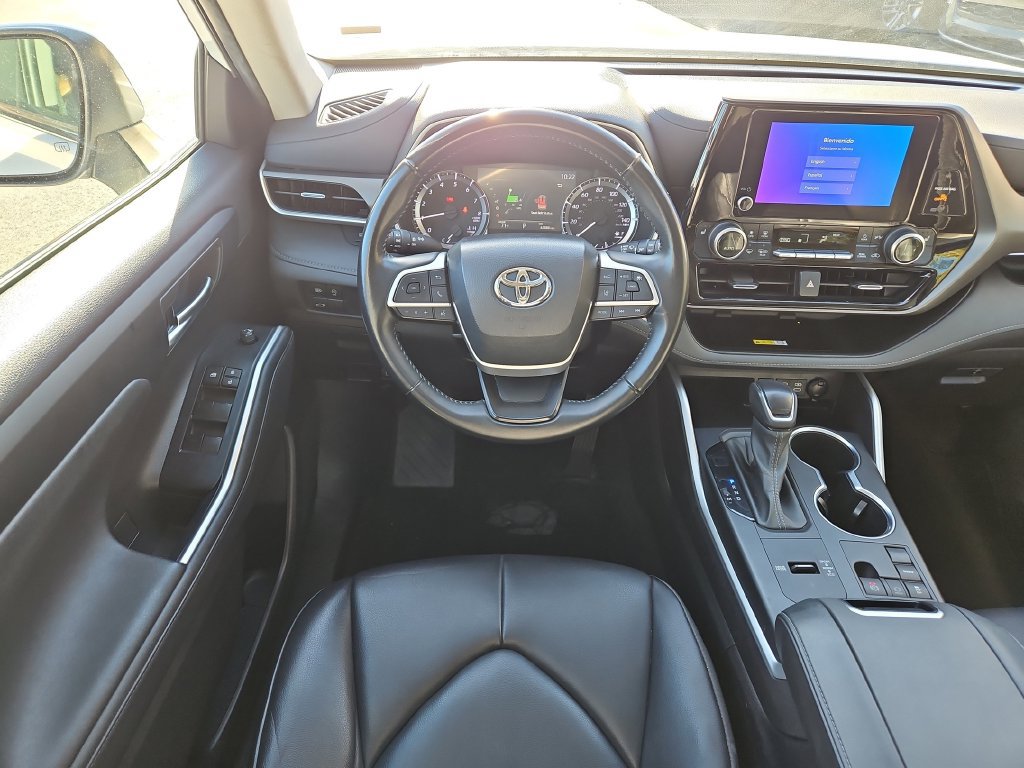 Used 2023 Toyota Highlander XLE FWD image 15