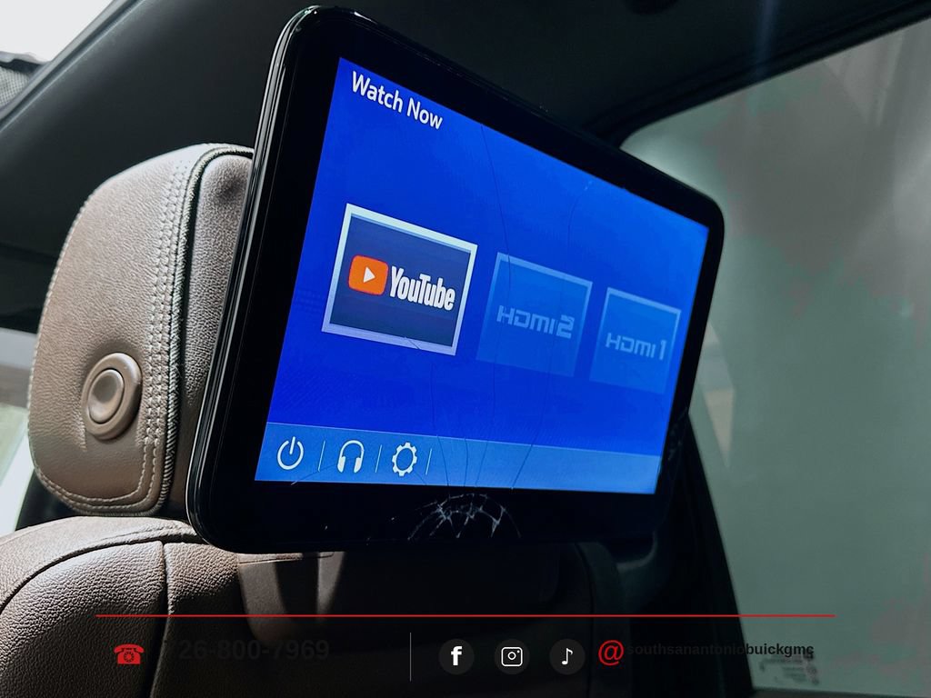 Used 2024 Chevrolet Tahoe High Country w/ Advanced Technology Package RWD image 28
