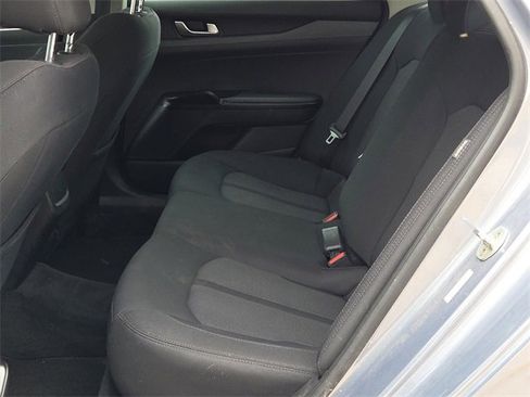 Used 2021 Kia K5 LX image 15