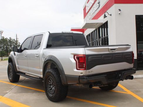 Used 2019 Ford F150 Raptor w/ Equipment Group 802A Luxury AWD/4WD image 5