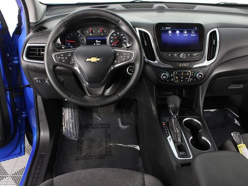 Used 2024 Chevrolet Equinox LT FWD image 11